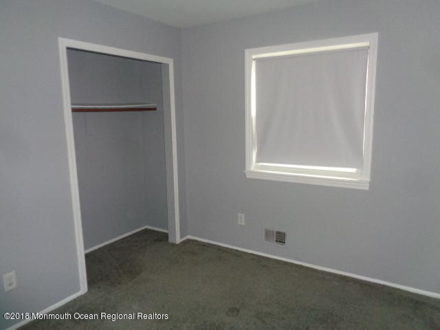 560 Diamond Road Jackson, NJ 08527 - Photo 7 of 14 DSC01108