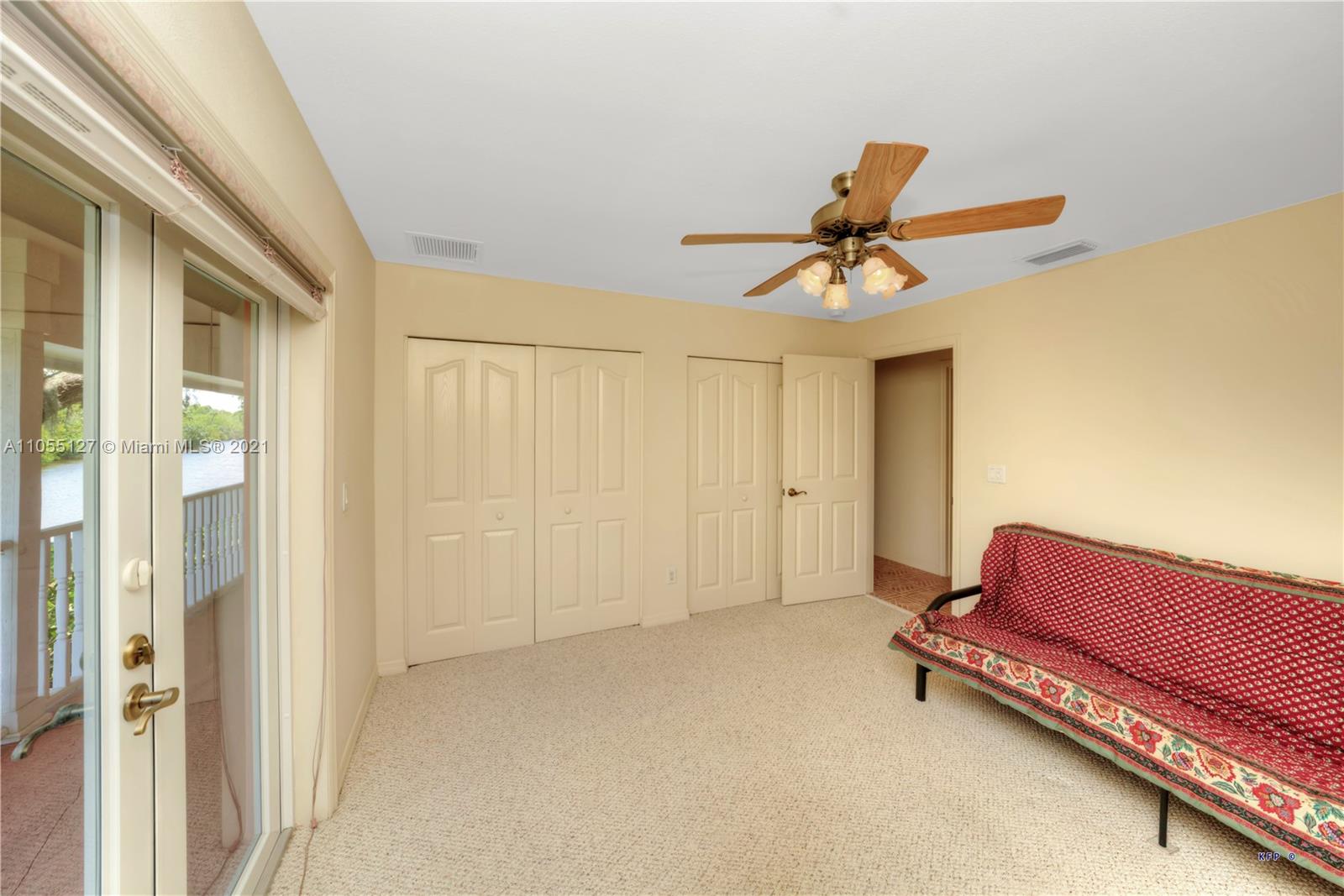 540 Southwest Salerno Road Stuart, FL 34997 - Photo 22 of 44 a living room with furniture