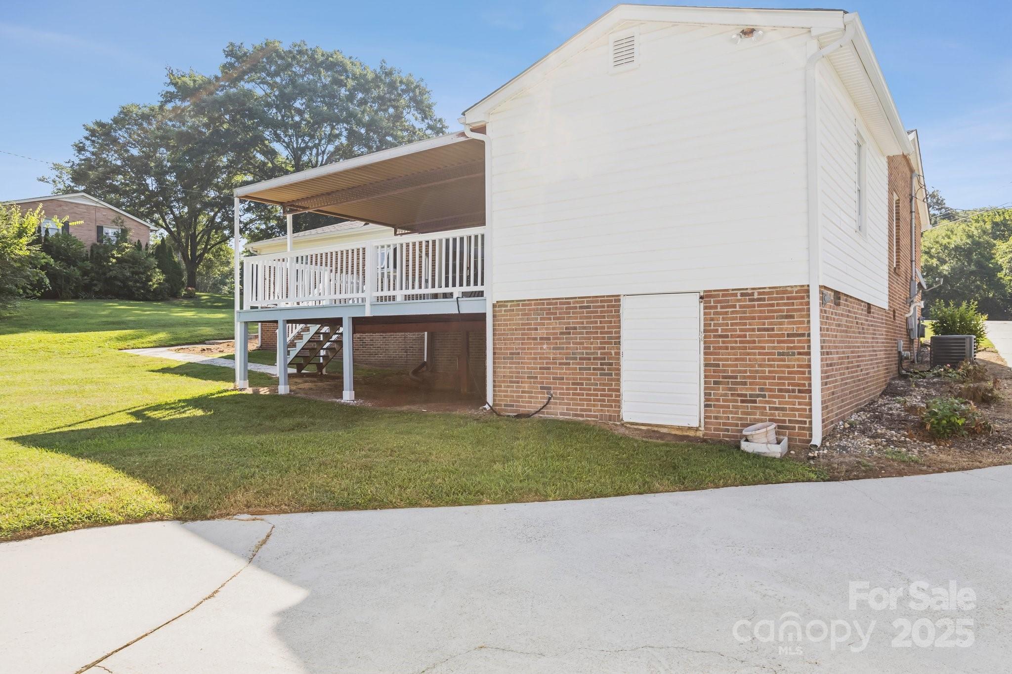121 Kee Road Belmont, NC 28012 - Photo 33 of 37 Gallery Image 33