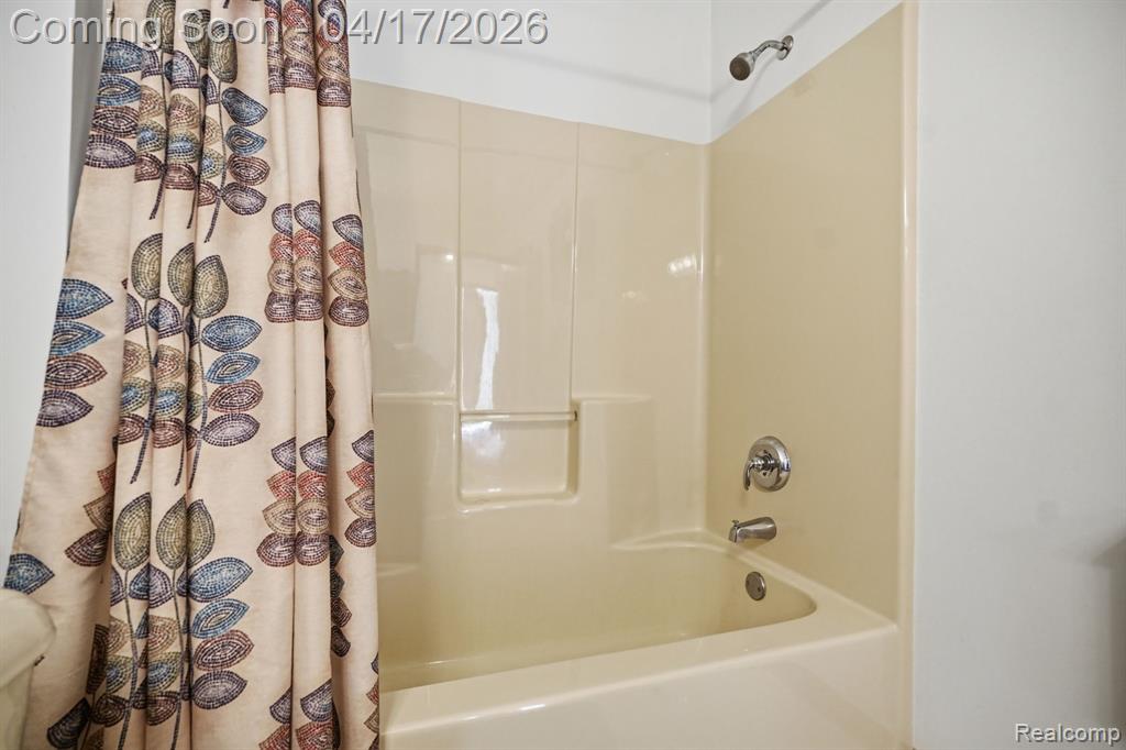 72689 Dequindre Road Leonard, MI 48367 - Photo 51 of 93