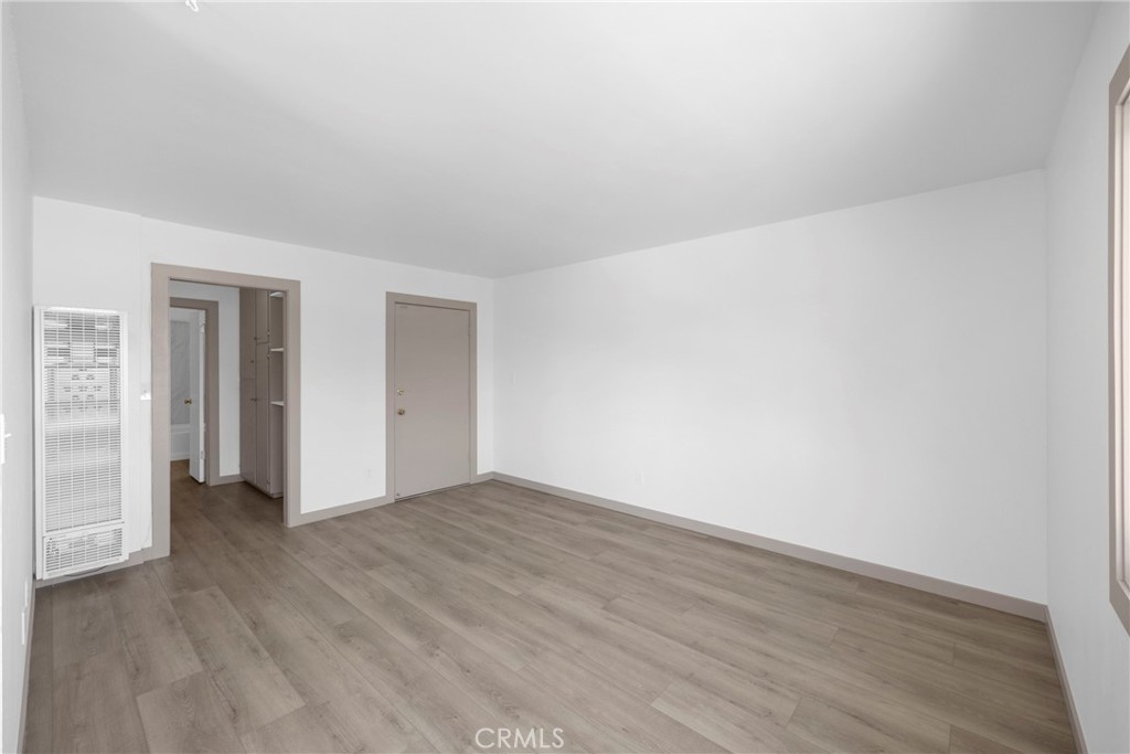 925 Cherry Long Beach, CA 90813 - Photo 4 of 21