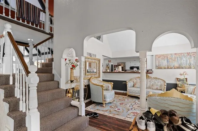 $415,000 | 7007 Lakeshore Drive, Raytown, MO 64133