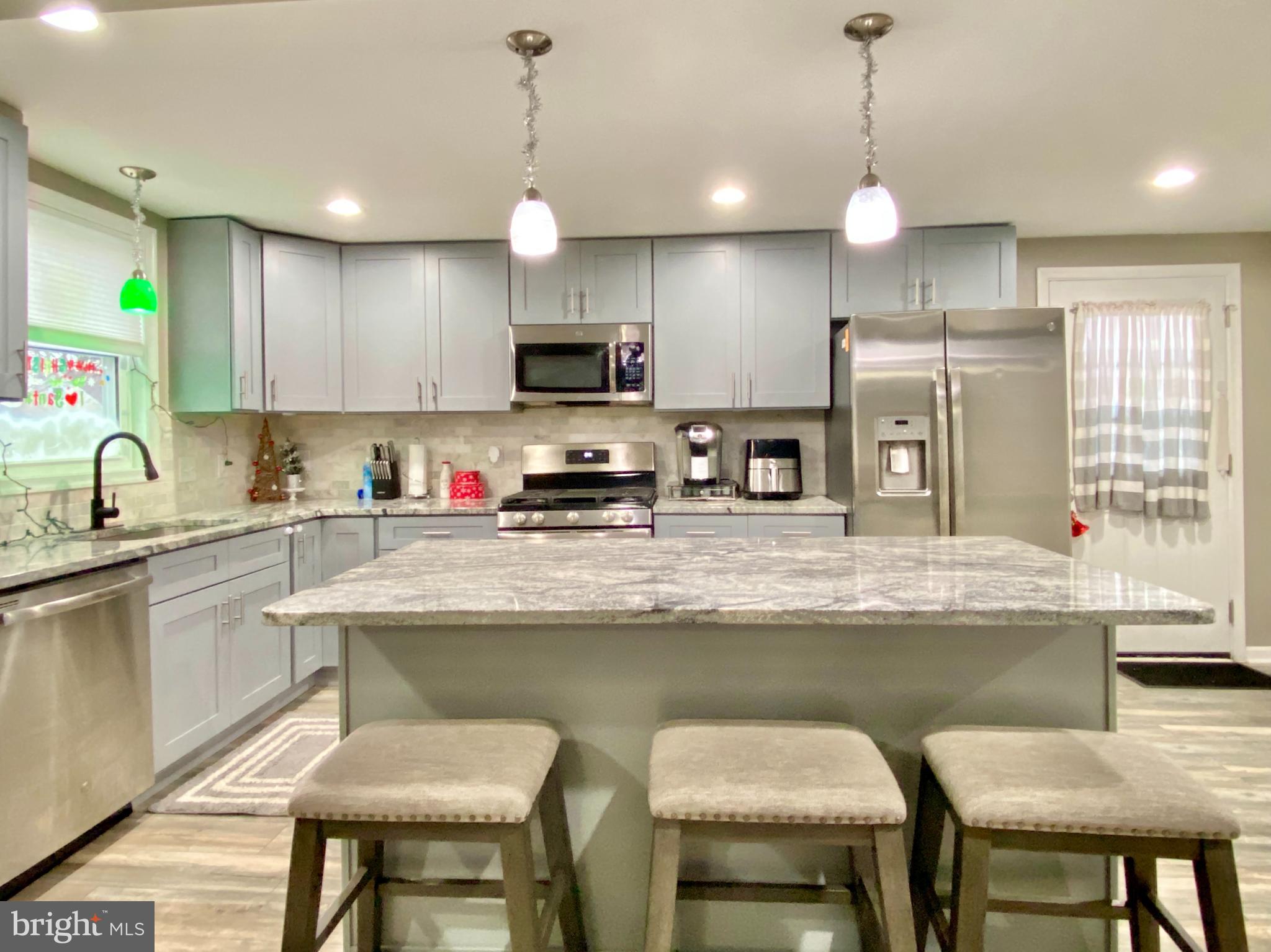 423 Flanders Road Burlington, NJ 08016 - Photo 11 of 27 Gallery Image 11