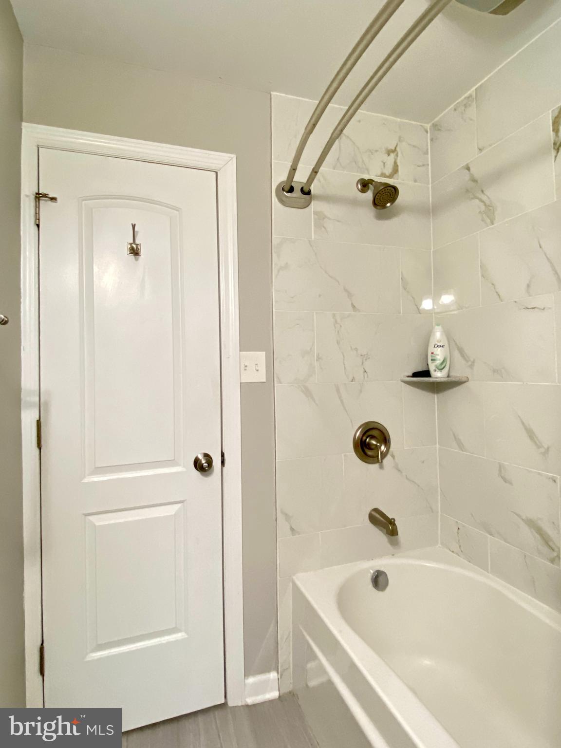 423 Flanders Road Burlington, NJ 08016 - Photo 12 of 27 Gallery Image 12