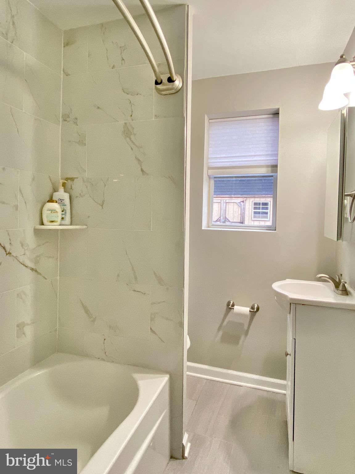 423 Flanders Road Burlington, NJ 08016 - Photo 13 of 27 Gallery Image 13