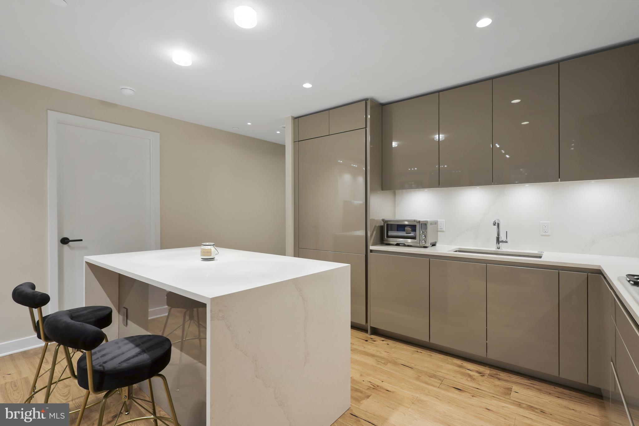 1781 North Pierce Street, Unit 406 Arlington, VA 22209 - Photo 1 of 50