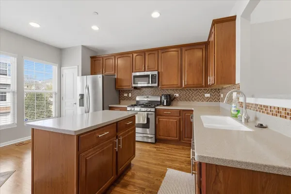 $439,900 | 65 Arcadia Lane, Lake Zurich, IL 60047