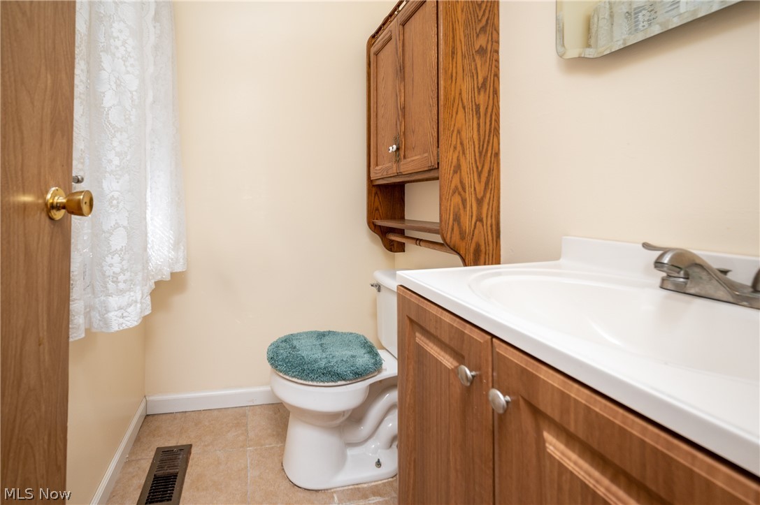 4430 Burkey Road Youngstown, OH 44515 - Photo 16 of 26 Gallery Image 16