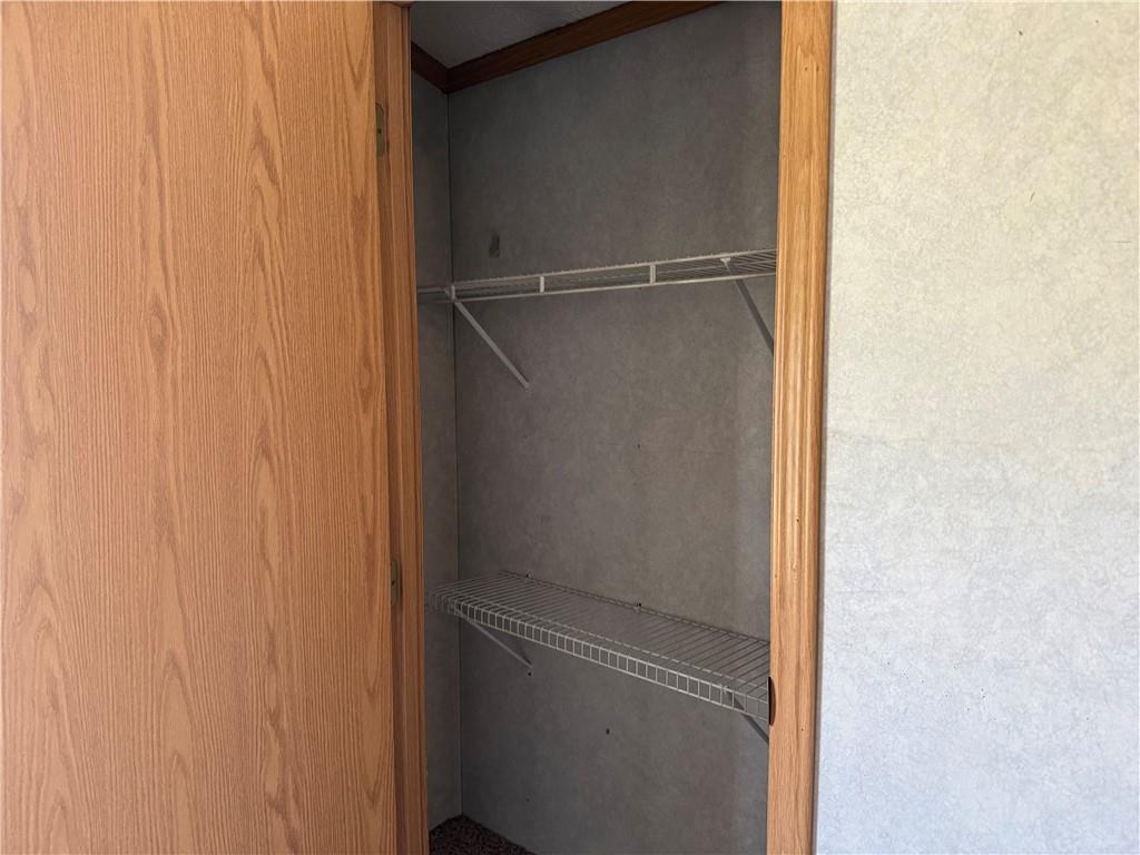 40 Mobile Road Washington, PA 15301 - Photo 17 of 23 Bedroom 2 Closet