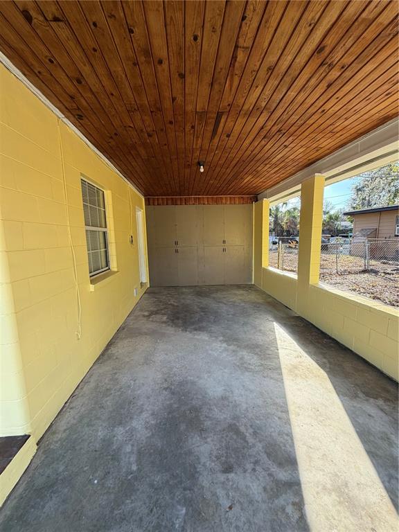 1915 East Fern Road Lakeland, FL 33801 - Photo 2 of 15