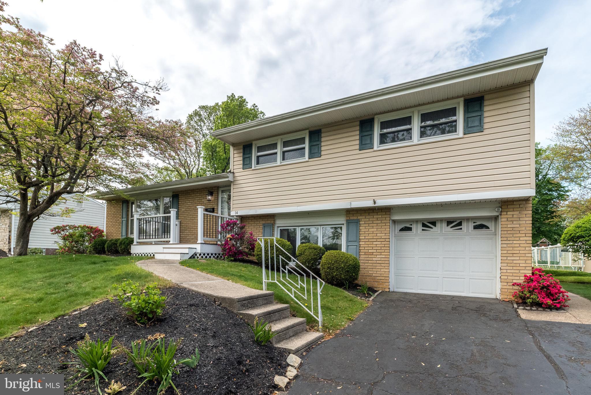 14 Rita Road Yardley, PA 19067 - Photo 2 of 37 Gallery Image 2