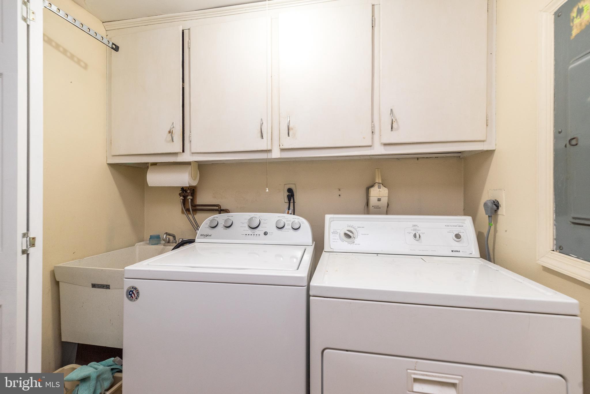 14 Rita Road Yardley, PA 19067 - Photo 31 of 37 laundry room