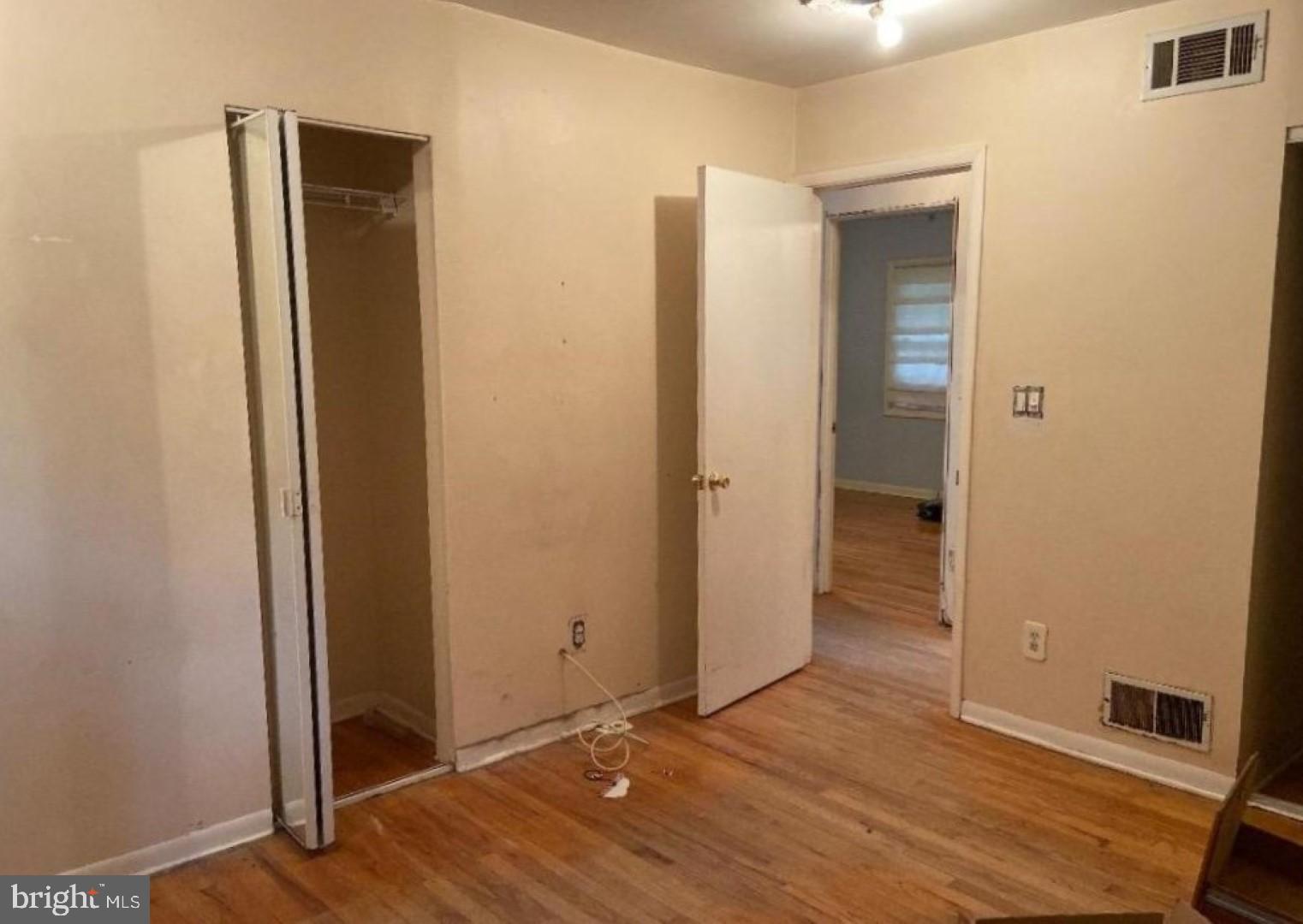 406 Oak Tree Road Freehold, NJ 07728 - Photo 14 of 23