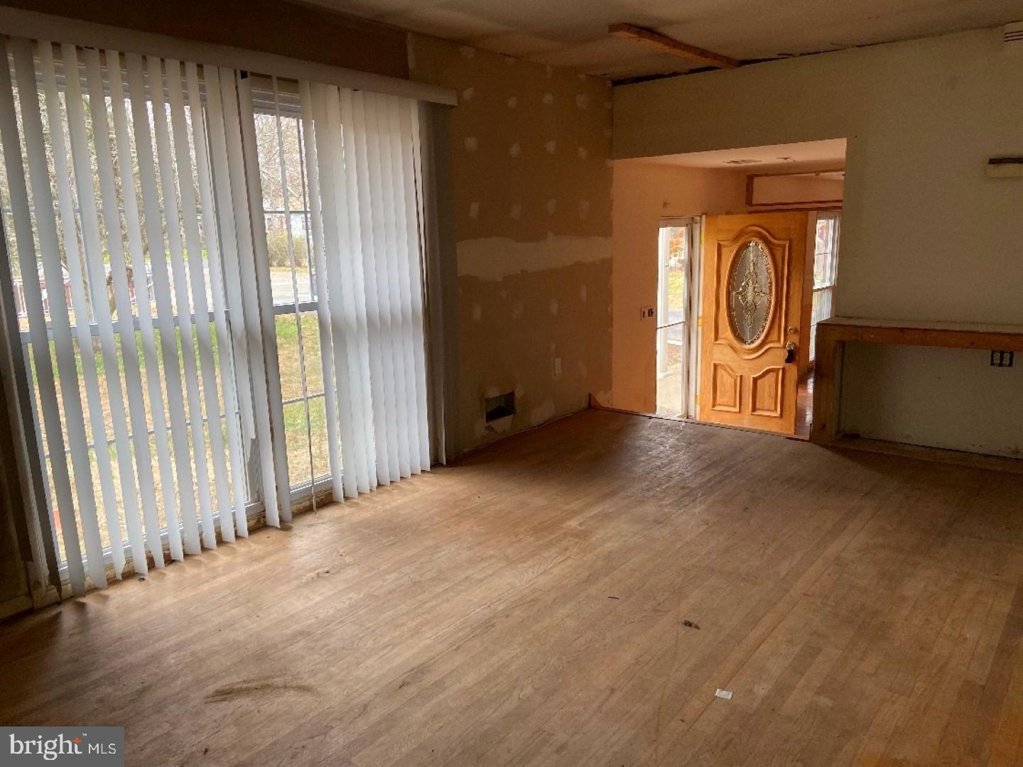406 Oak Tree Road Freehold, NJ 07728 - Photo 7 of 23