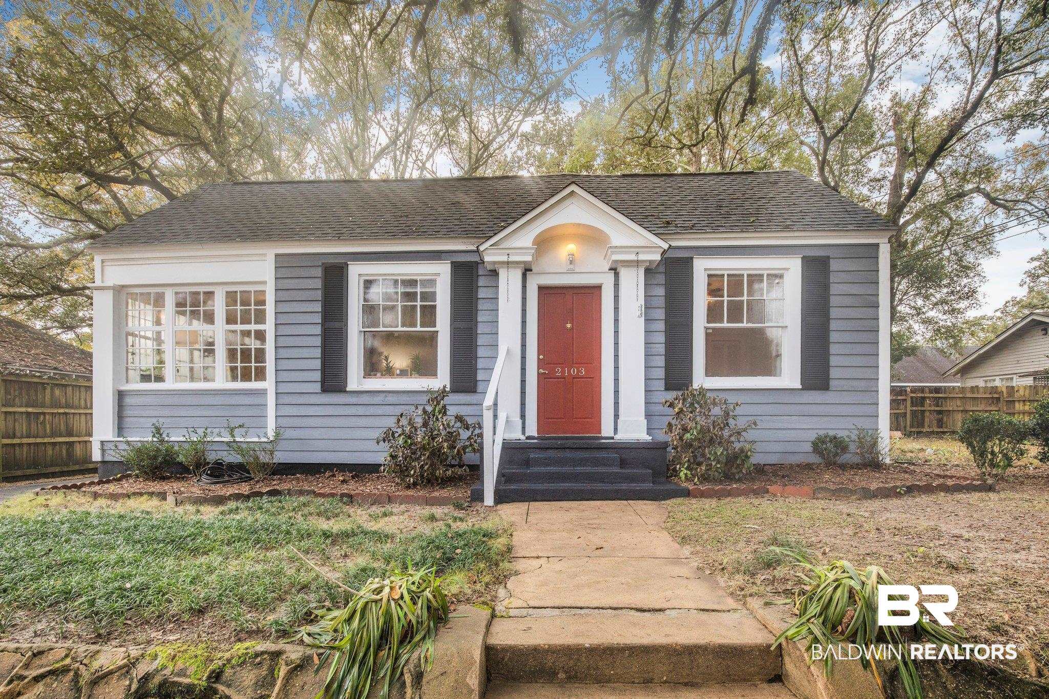 2103 Emogene Street Mobile, AL 36606 - Photo 5 of 49