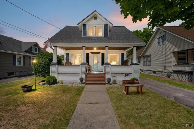 $239,900 | 318 Earl Avenue, Oneida, NY 13421