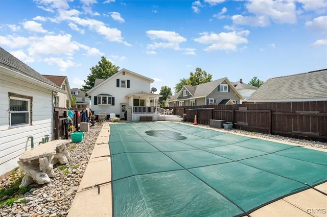 $239,900 | 318 Earl Avenue, Oneida, NY 13421