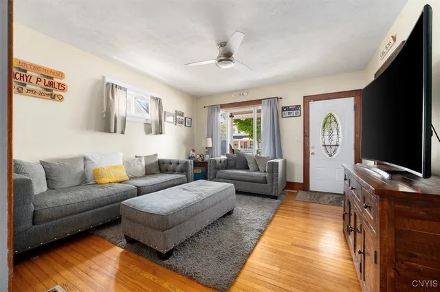 $239,900 | 318 Earl Avenue, Oneida, NY 13421