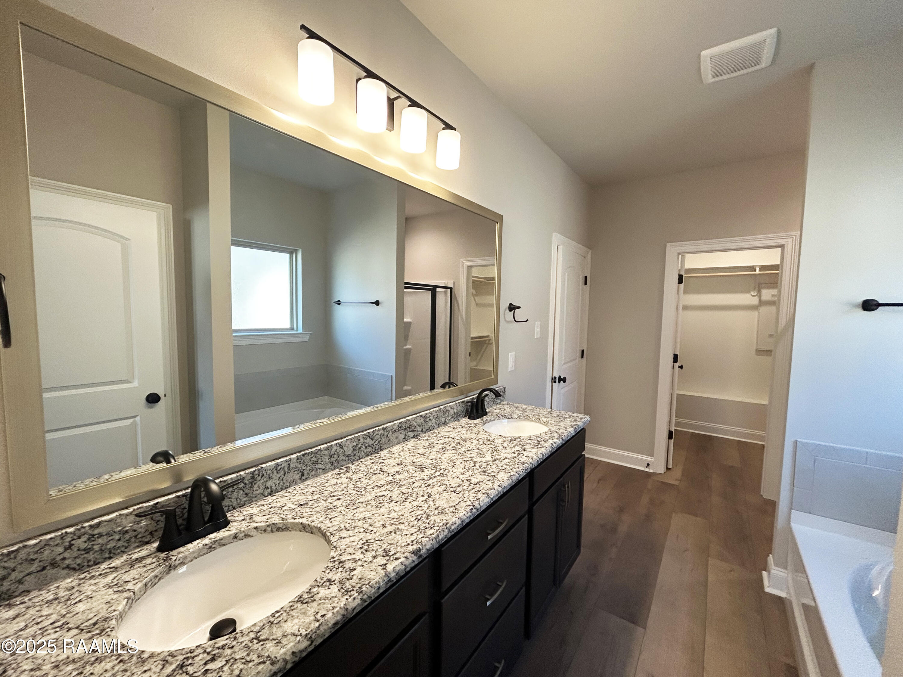 308 Hidden Meadows Lafayette, LA 70506 - Photo 8 of 10 PRIMARY BATH