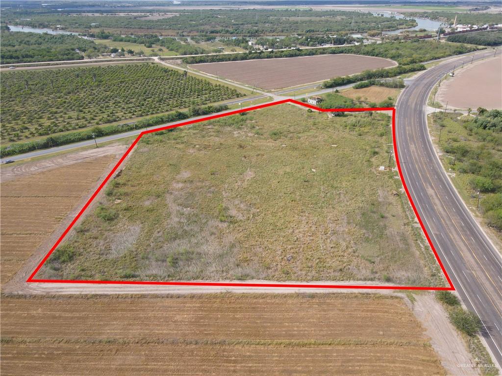 0 Fm 1016 Mission Mission, TX 78572 - Photo 2 of 7 a view of swimming pool from a balcony