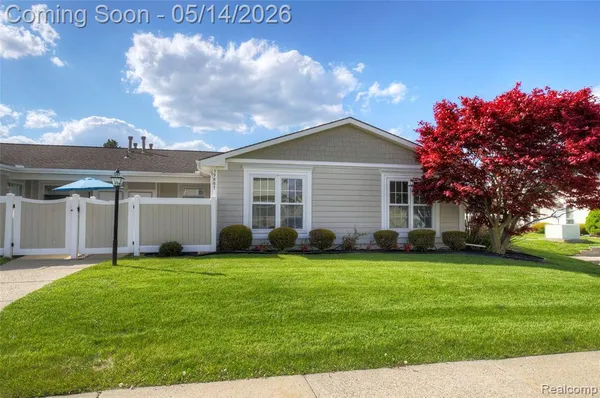 $174,500 | 39887 Village Wood Lane, Novi, MI 48375