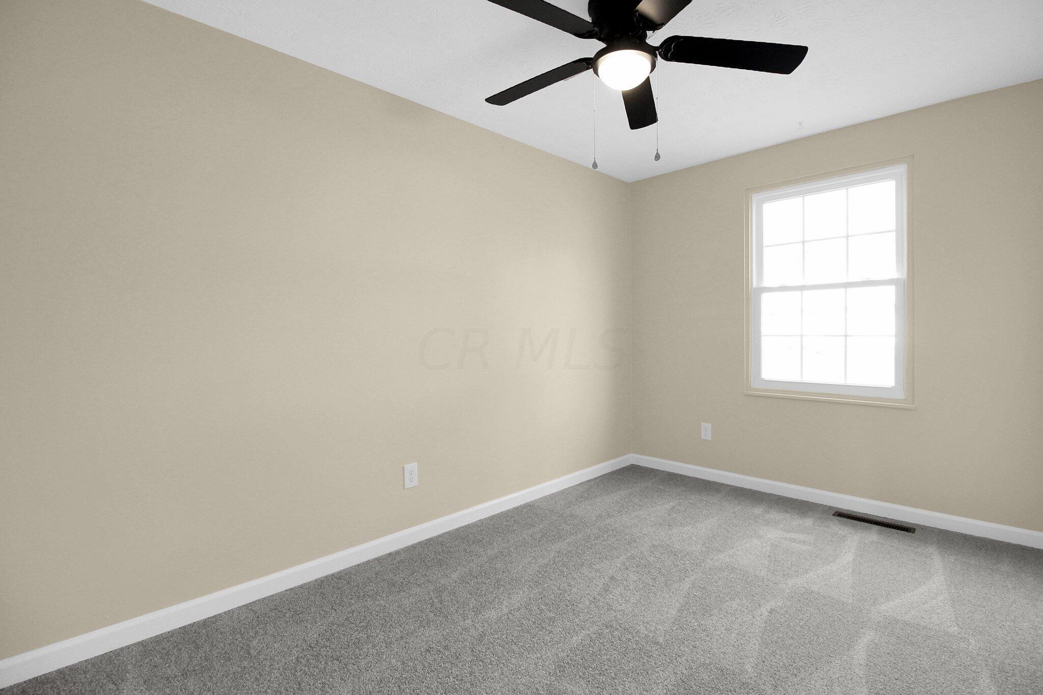 2986 Fleet Road Columbus, OH 43232 - Photo 11 of 24 12-web-or-mls-2986-fleet-rd