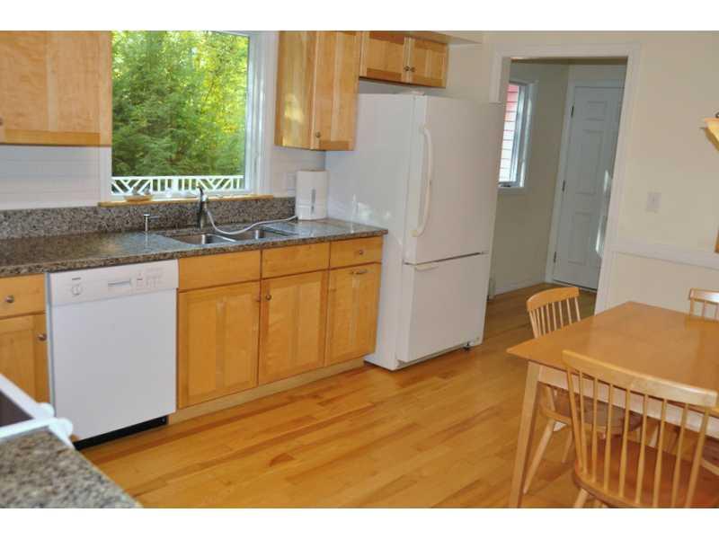 12 Hemlock Road Brunswick, ME 04011 - Photo 23 of 35 Kitchen.