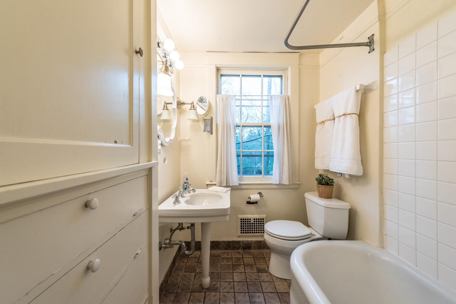 3 Ridgeway Street Ann Arbor, MI 48104 - Photo 41 of 47 Photo 41