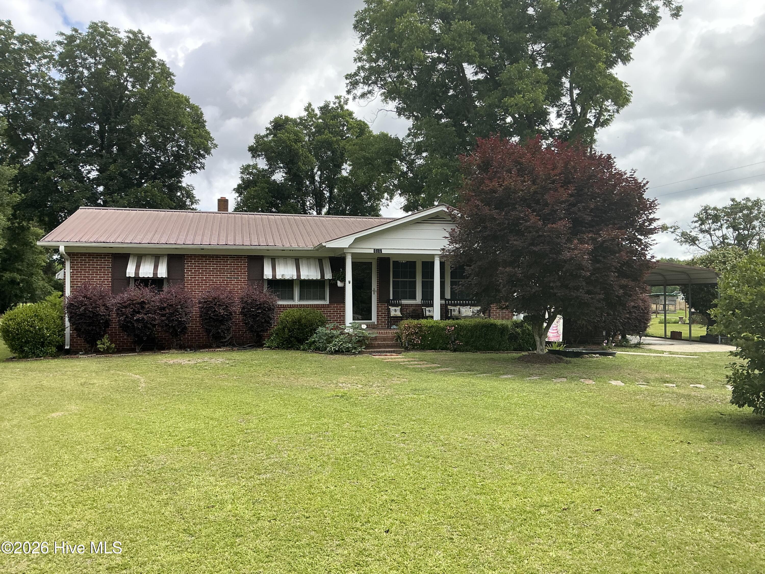 1262 Richardson Road Bladenboro, NC 28320 - Photo 1 of 46 IMG_1215