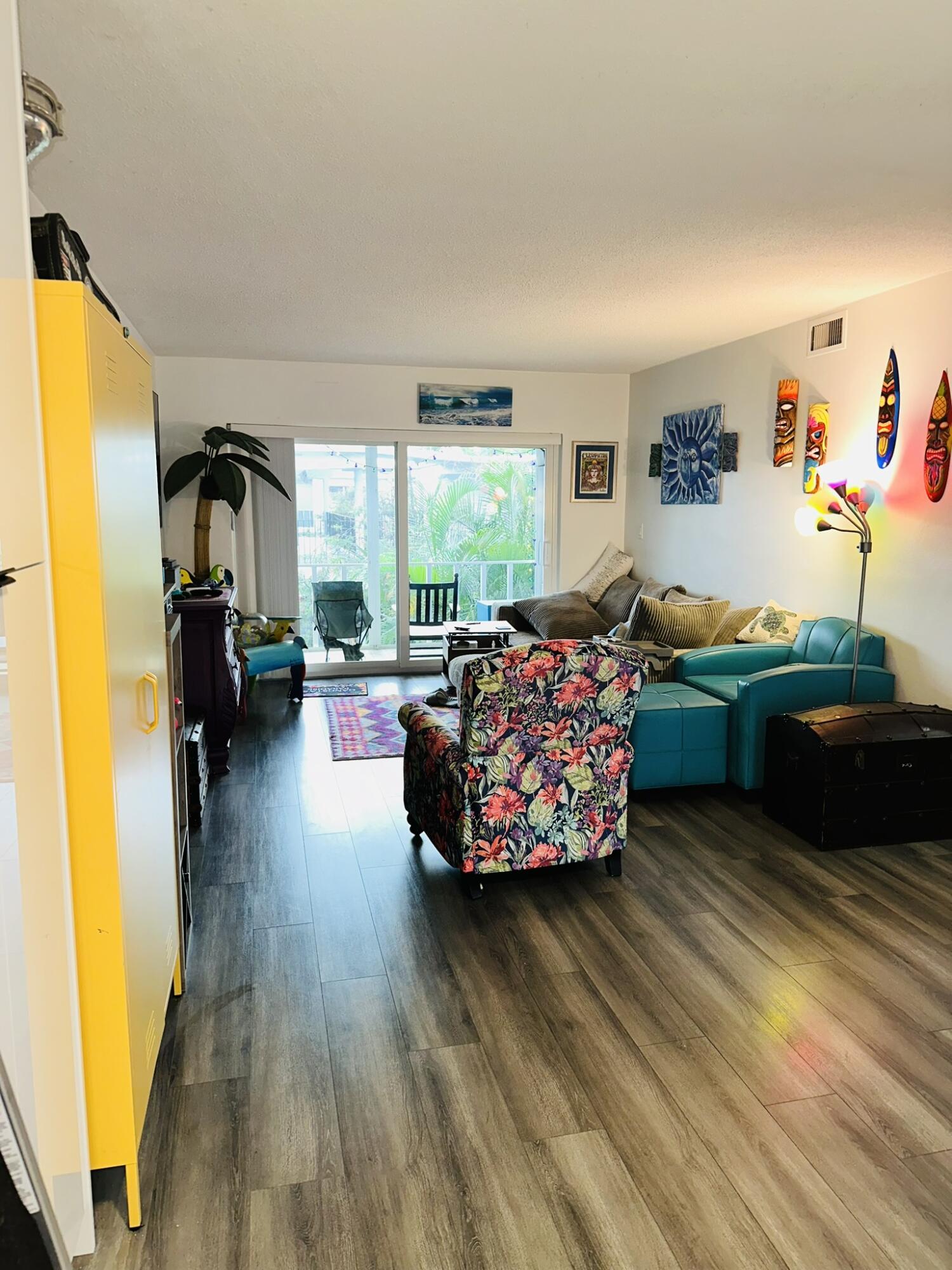 2161 Northeast 42nd Court, Unit 214 Lighthouse Point, FL 33064 - Photo 4 of 28 IMG_5598