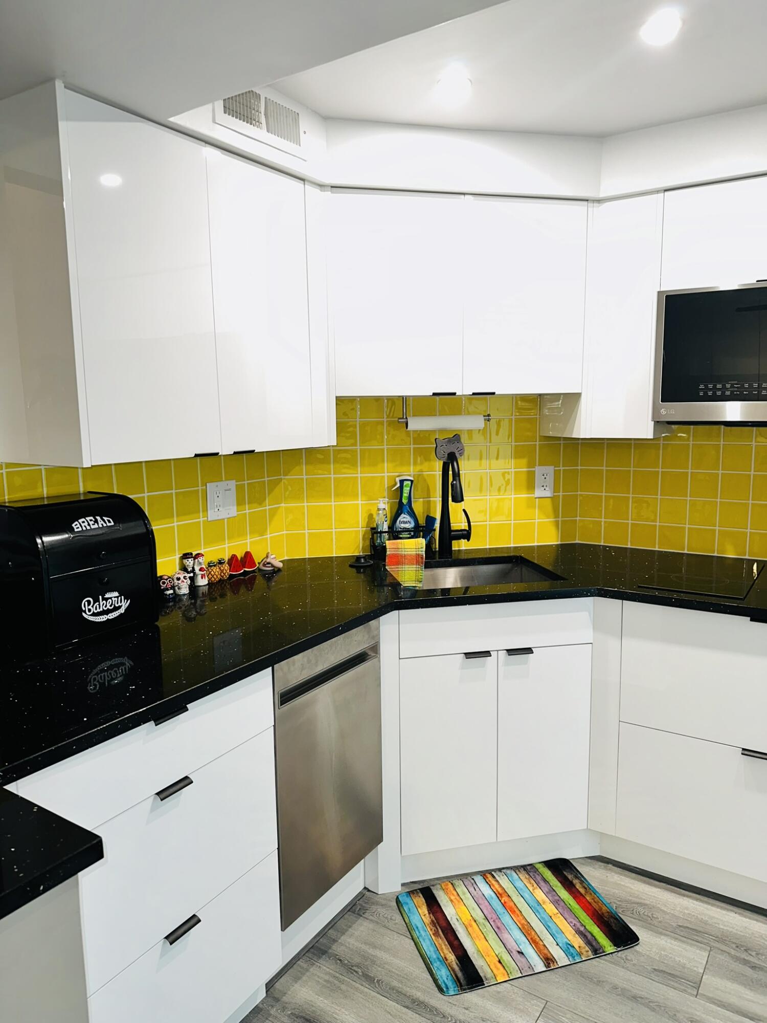 2161 Northeast 42nd Court, Unit 214 Lighthouse Point, FL 33064 - Photo 10 of 28 IMG_5607