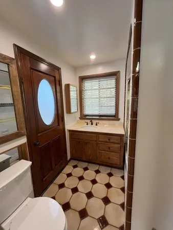 $3,480 | 9406 Ventura Way, Chatsworth, CA 91311