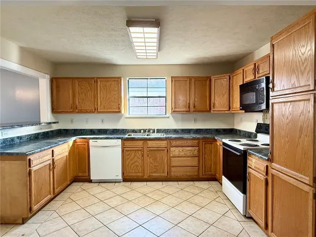 $1,800 | 2657 Highland Drive West, Gretna, LA 70056