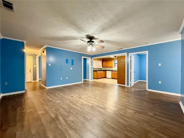 $1,800 | 2657 Highland Drive West, Gretna, LA 70056