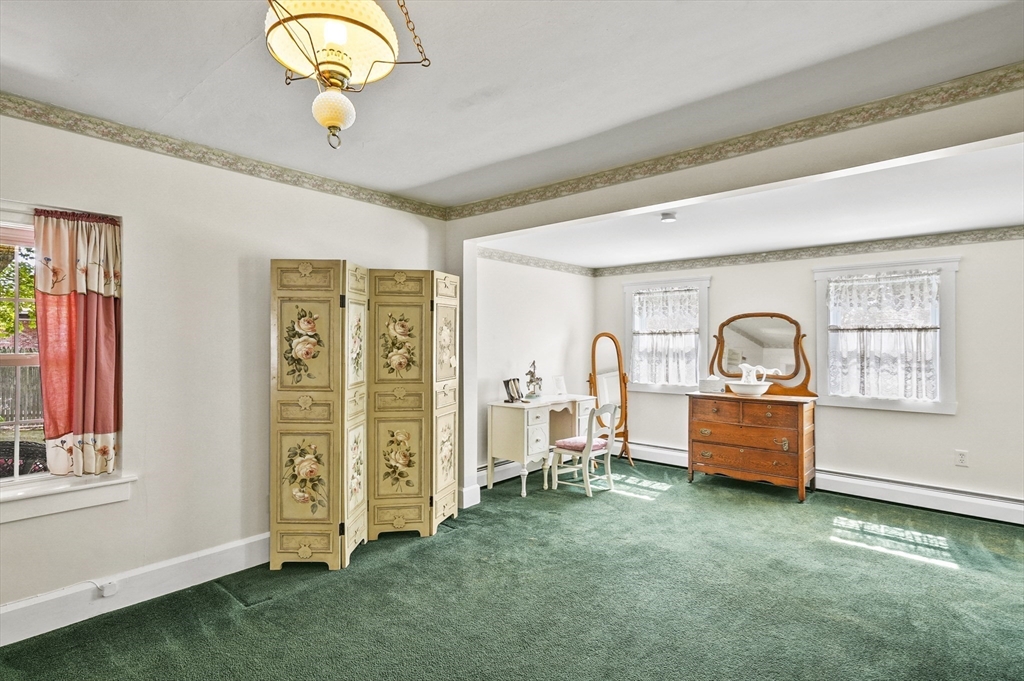 43 Airport Road Dudley, MA 01571 - Photo 14 of 41 Gallery Image 14