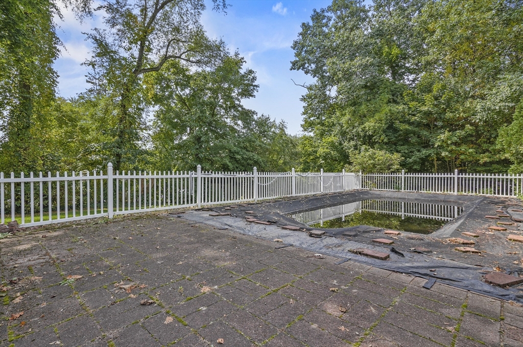 43 Airport Road Dudley, MA 01571 - Photo 38 of 41 Gallery Image 38