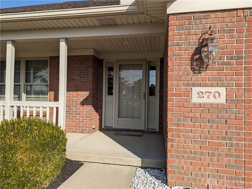 270 Hampton Trail Springfield, OH 45502 - Photo 2 of 28
