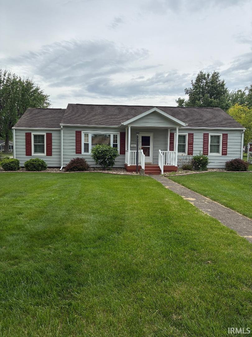 489 Northeast D Street Linton, IN 47441 - Photo 1 of 24