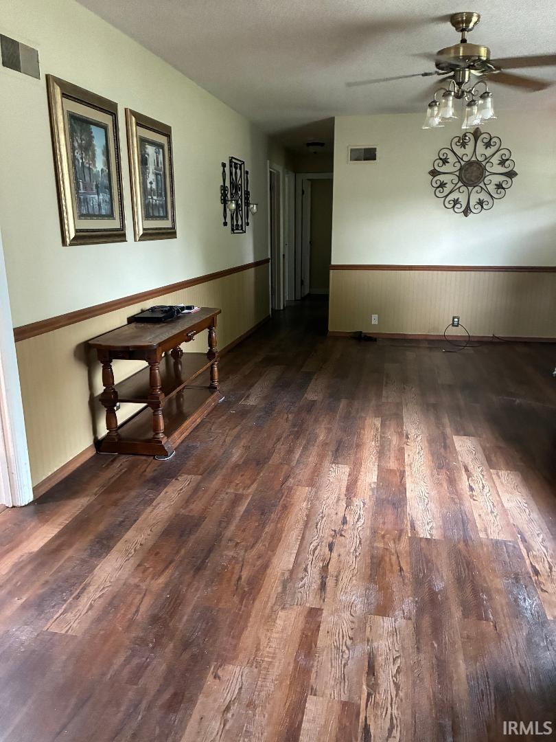 489 Northeast D Street Linton, IN 47441 - Photo 12 of 24