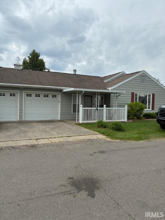 489 Northeast D Street Linton, IN 47441 - Photo 3 of 24