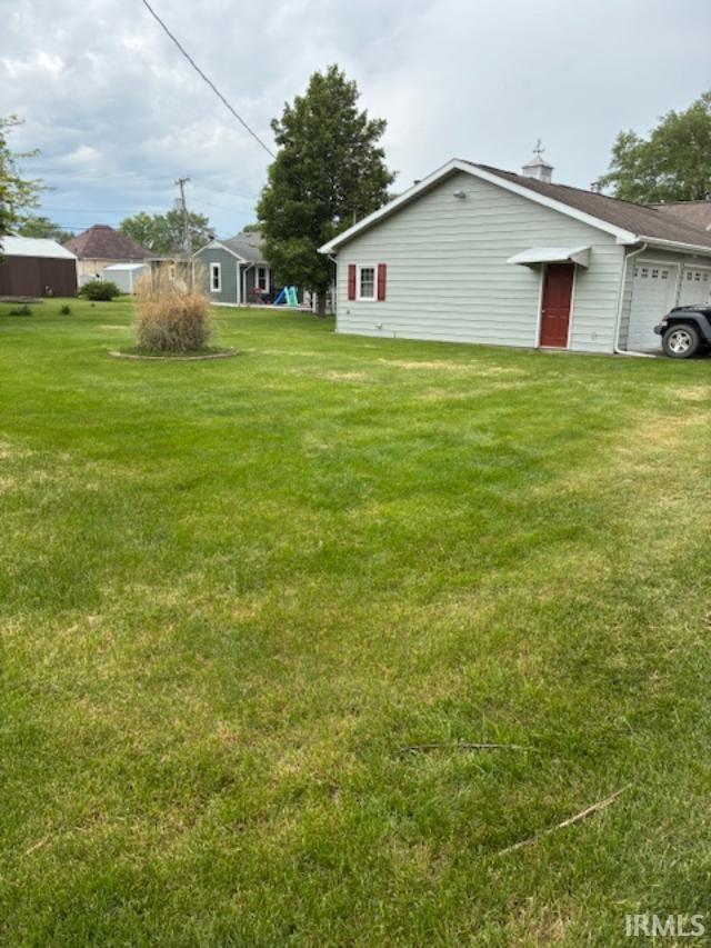 489 Northeast D Street Linton, IN 47441 - Photo 4 of 24