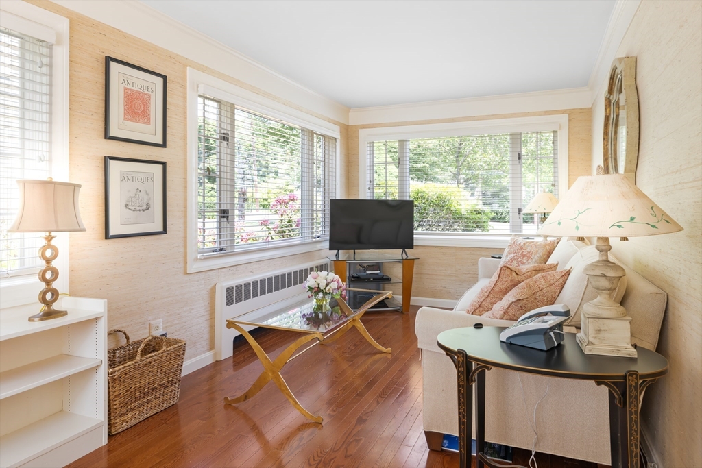 212 Broad Meadow Road Needham, MA 02492 - Photo 13 of 33