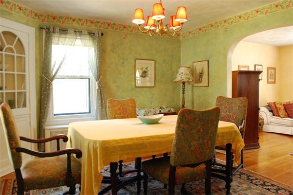 137 Gillette Avenue Springfield, MA 01118 - Photo 7 of 19 Gallery Image 7