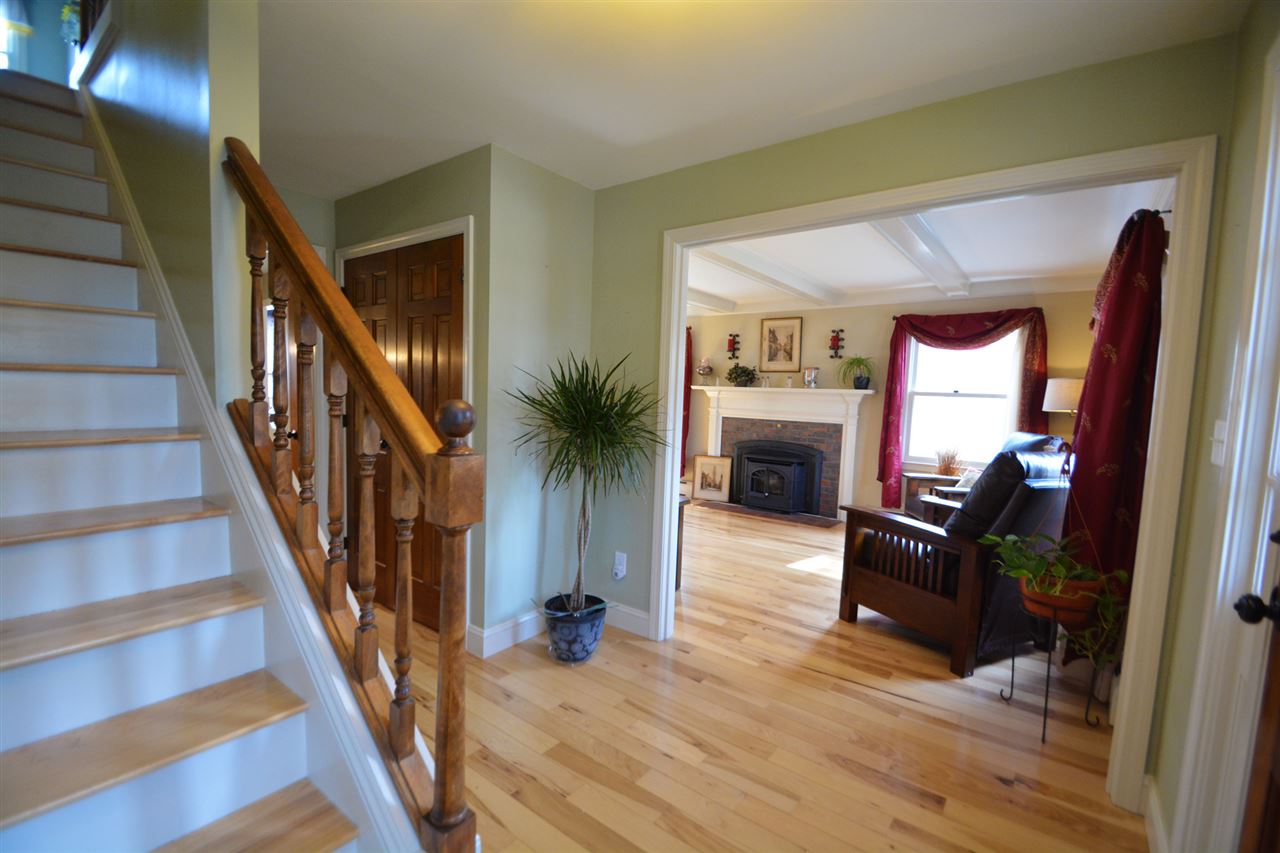 13 Riverside Drive Rochester, NH 03867 - Photo 6 of 40