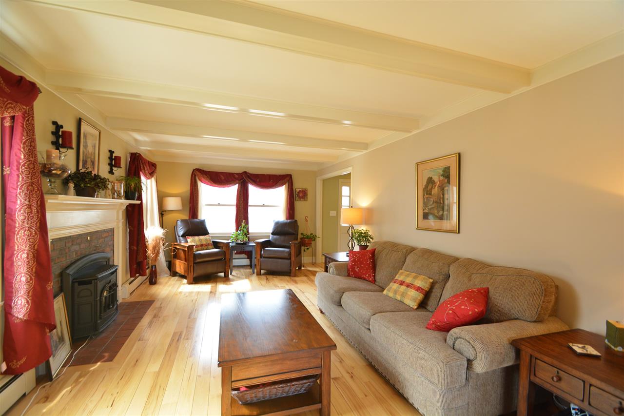 13 Riverside Drive Rochester, NH 03867 - Photo 7 of 40