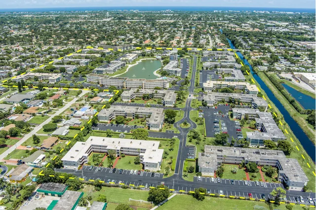 $1,850 | 2728 Garden Drive North, Unit 413, Lake Worth Beach, FL 33461