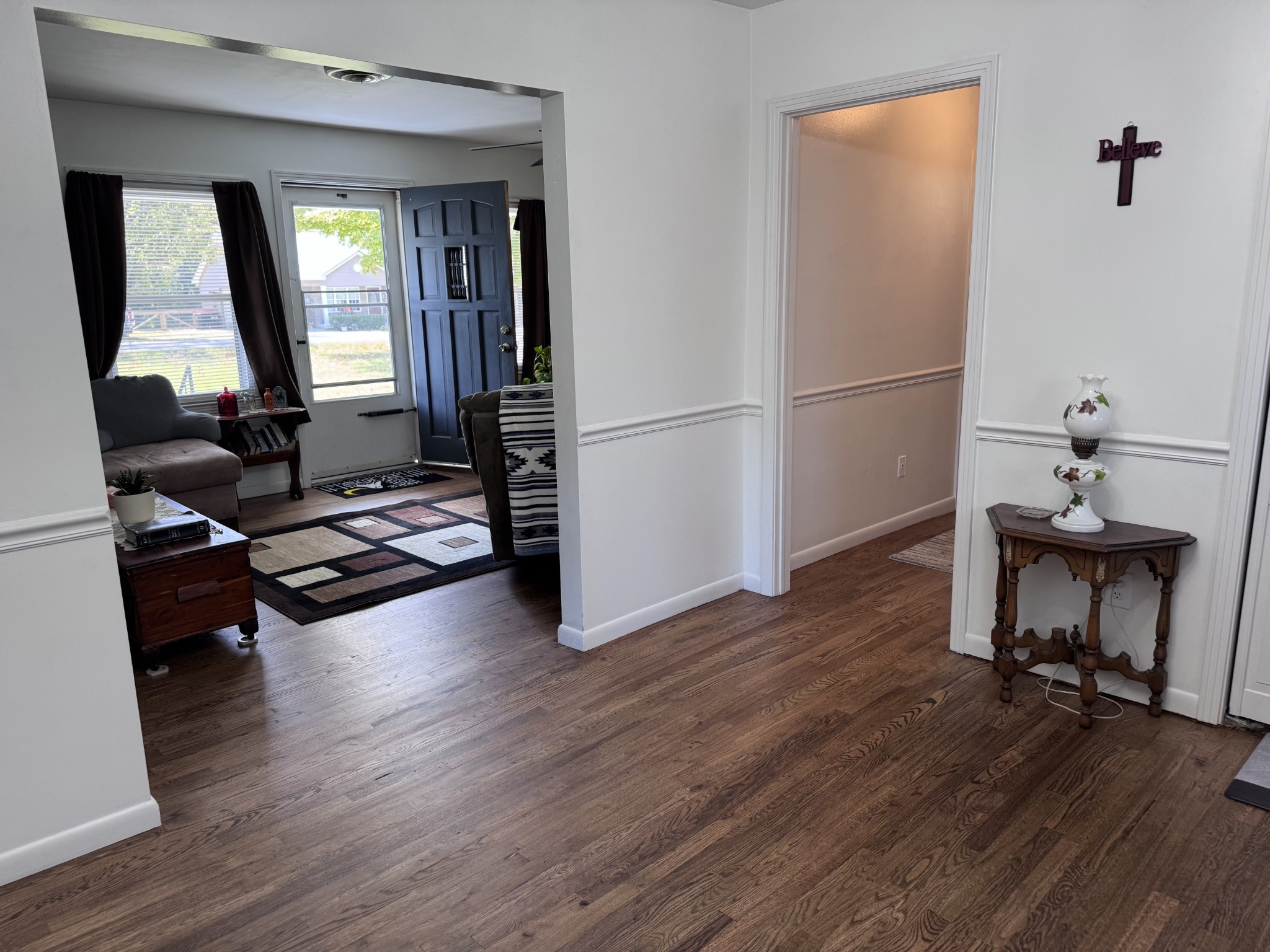 205 Draper Avenue Greenbrier, TN 37073 - Photo 9 of 27 a view of a livingroom with furniture and a couch