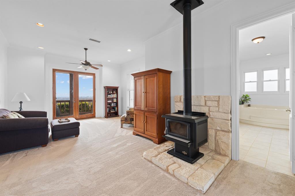 4520 South Nolan River Road Cleburne, TX 76033 - Photo 14 of 40