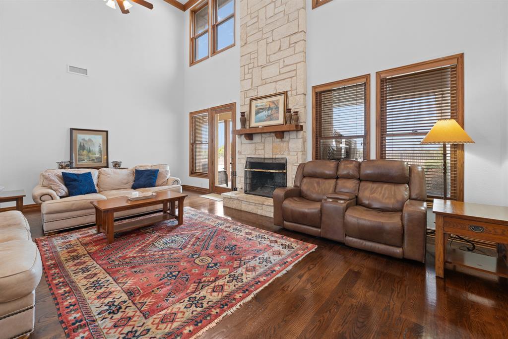 4520 South Nolan River Road Cleburne, TX 76033 - Photo 21 of 40