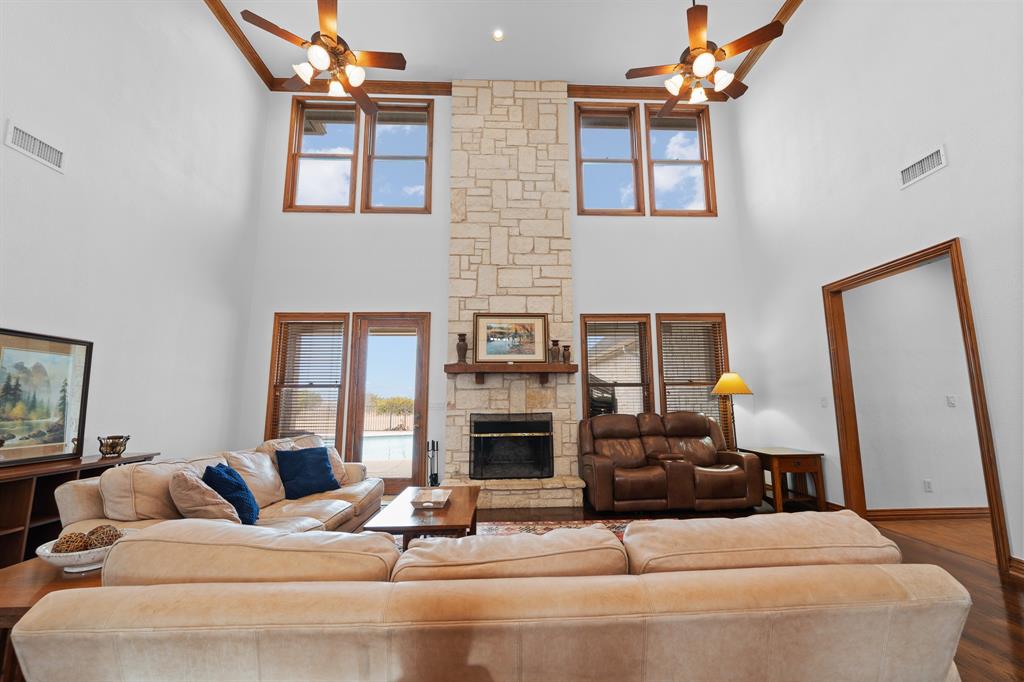 4520 South Nolan River Road Cleburne, TX 76033 - Photo 22 of 40